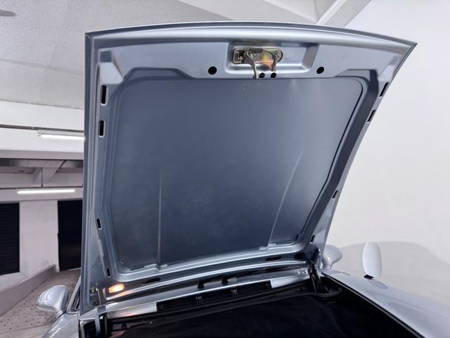 ９１１ ９１１カレラ　Ｈ２２　Ｈ２３　Ｈ２６　Ｈ２８　Ｈ３０　Ｒ２　Ｒ４　Ｒ７記録簿　ブラックレザー　電動Ｒウィング　キセノンヘッドライト　１７インチＡＷ（48枚目）