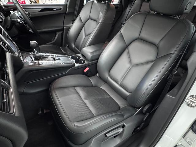 マカン マカンS パノラマサンルーフ ブラックレザー電動シート 前後シートヒーター 21AW フルセグTV BカメラBTオーディオスマートキー 電動Rゲート HIDヘッドライト パドルシフト マルチスポーツステア(11枚目)