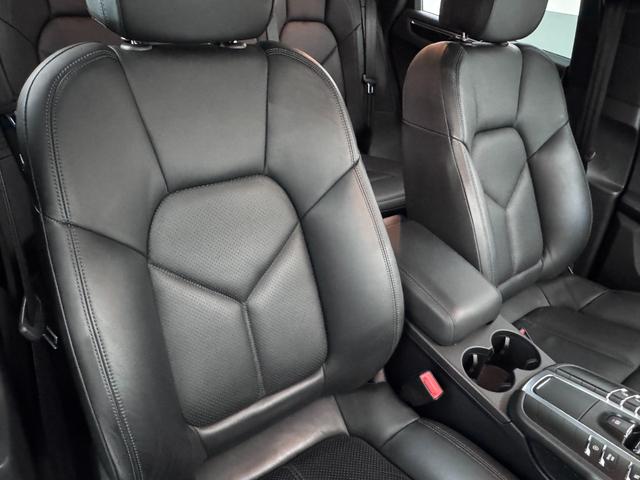 マカン マカンS パノラマサンルーフ ブラックレザー電動シート 前後シートヒーター 21AW フルセグTV BカメラBTオーディオスマートキー 電動Rゲート HIDヘッドライト パドルシフト マルチスポーツステア(12枚目)