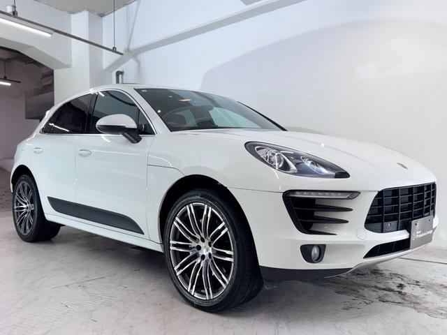 マカン マカンS パノラマサンルーフ ブラックレザー電動シート 前後シートヒーター 21AW フルセグTV BカメラBTオーディオスマートキー 電動Rゲート HIDヘッドライト パドルシフト マルチスポーツステア(19枚目)