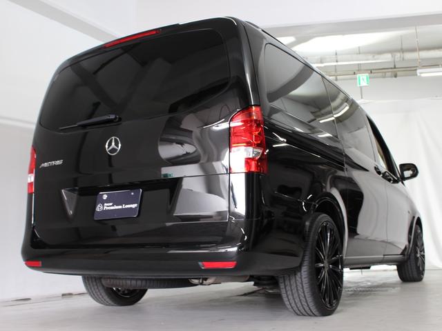 Ｖクラス 　新車並行／左ハンドル／ベージュ革シート／２ｎｄキャプテンシート／サードシート電動ベッド／ウッド調インテリア／アルカンターラルーフ／２０インチホイール／クルーズコントロール／社外ナビ／レーダー／ドラレコ（29枚目）