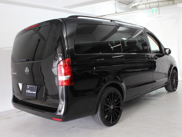 Ｖクラス 　新車並行／左ハンドル／ベージュ革シート／２ｎｄキャプテンシート／サードシート電動ベッド／ウッド調インテリア／アルカンターラルーフ／２０インチホイール／クルーズコントロール／社外ナビ／レーダー／ドラレコ（31枚目）