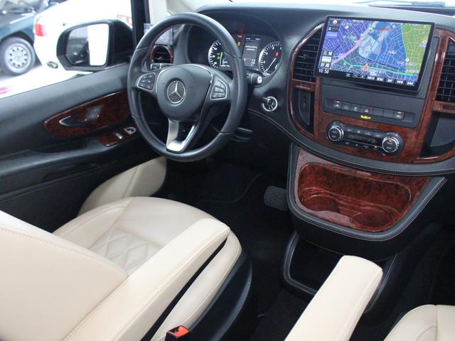 Ｖクラス 　新車並行／左ハンドル／ベージュ革シート／２ｎｄキャプテンシート／サードシート電動ベッド／ウッド調インテリア／アルカンターラルーフ／２０インチホイール／クルーズコントロール／社外ナビ／レーダー／ドラレコ（38枚目）