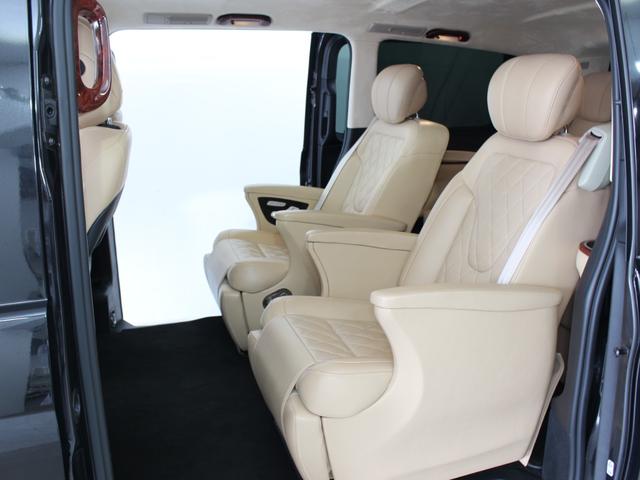 Ｖクラス 　新車並行／左ハンドル／ベージュ革シート／２ｎｄキャプテンシート／サードシート電動ベッド／ウッド調インテリア／アルカンターラルーフ／２０インチホイール／クルーズコントロール／社外ナビ／レーダー／ドラレコ（40枚目）
