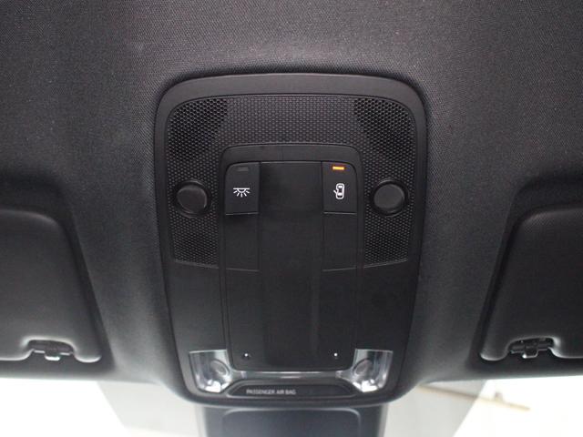 ＲＳ Ｑ３ スポーツバック ベースグレード　ＲＳデザインパッケージエクステンデッドブルー／ブラックスタイリング／２１インチＡＷ／マトリクスＬＥＤ／バーチャルコックピット／アンビエントライト／アダプティブクルコン／スマートフォンインターフェイス（47枚目）