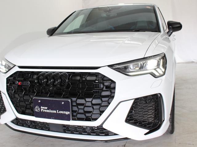 ＲＳ Ｑ３ スポーツバック ベースグレード　ＲＳデザインパッケージエクステンデッドブルー／ブラックスタイリング／２１インチＡＷ／マトリクスＬＥＤ／バーチャルコックピット／アンビエントライト／アダプティブクルコン／スマートフォンインターフェイス（51枚目）