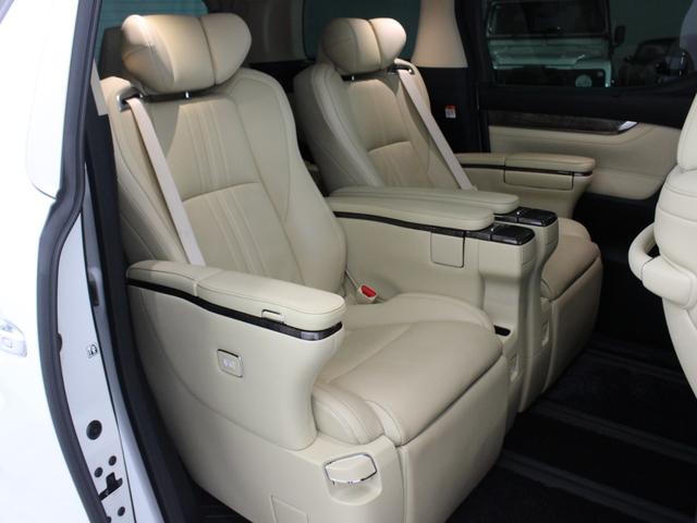 アルファード 3.5エグゼクティブラウンジS ベージュ革/モデリスタエアロ/ツインパノラマSR/JBLサウンド/Rフリップダウンモニター/デジタルインナーミラー/LED3眼ライト/両側パワスラ/衝突軽減B/ACC/LDA/BSM/BTオーディオ(16枚目)