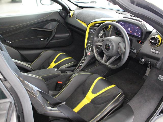 ７２０Ｓ ベースグレード　パフォーマンス／カーボンファイバーエクステリアパック１／Ｆリフト／スペシャルペイント／ゴリラガラス／スポーツエキゾースト／５ツインスポーク鍛造ホイール／Ｆ＆Ｒパーキングセンサー／カーボンブレーキ（13枚目）