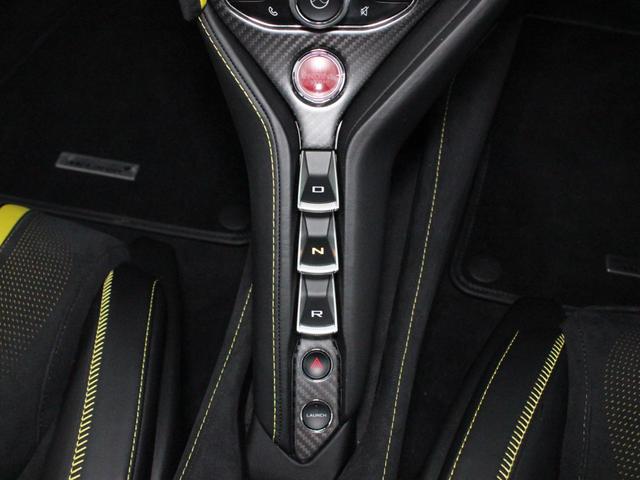 ７２０Ｓ ベースグレード　パフォーマンス／カーボンファイバーエクステリアパック１／Ｆリフト／スペシャルペイント／ゴリラガラス／スポーツエキゾースト／５ツインスポーク鍛造ホイール／Ｆ＆Ｒパーキングセンサー／カーボンブレーキ（40枚目）