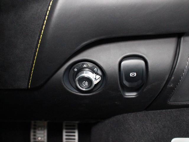 ７２０Ｓ ベースグレード　パフォーマンス／カーボンファイバーエクステリアパック１／Ｆリフト／スペシャルペイント／ゴリラガラス／スポーツエキゾースト／５ツインスポーク鍛造ホイール／Ｆ＆Ｒパーキングセンサー／カーボンブレーキ（43枚目）