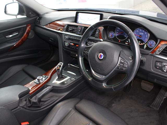 Ｂ３ ビターボ　リムジン　右Ｈ／ブラックレザーシート／サンルーフ／ハーマンカードン／コンフォートアクセス／アクラポビッチマフラー／純正２０インチＡＷ／ブルーキャリパー／シートヒーター／純正ナビ／ＥＴＣ／バックカメラ（13枚目）