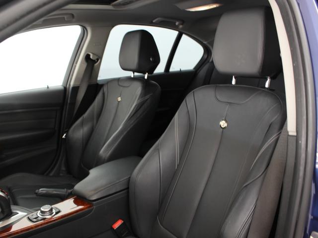 Ｂ３ ビターボ　リムジン　右Ｈ／ブラックレザーシート／サンルーフ／ハーマンカードン／コンフォートアクセス／アクラポビッチマフラー／純正２０インチＡＷ／ブルーキャリパー／シートヒーター／純正ナビ／ＥＴＣ／バックカメラ（39枚目）