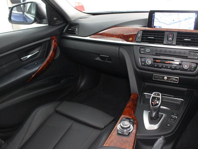 Ｂ３ ビターボ　リムジン　右Ｈ／ブラックレザーシート／サンルーフ／ハーマンカードン／コンフォートアクセス／アクラポビッチマフラー／純正２０インチＡＷ／ブルーキャリパー／シートヒーター／純正ナビ／ＥＴＣ／バックカメラ（45枚目）