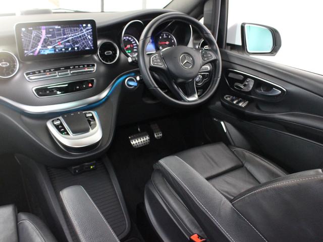 Ｖクラス Ｖ２２０ｄアバンギャルドロングＡＭＧラインパッケージ　黒革／ツインパノラマサンルーフ／ブルメスター／追従クルコン／デジタルインナーミラー／メモリーシート／シートヒーター／ＢＳＭ／ＬＫＡ／ルーフレール／ＬＥＤライト／電動Ｒゲート／アンビエントライト（43枚目）