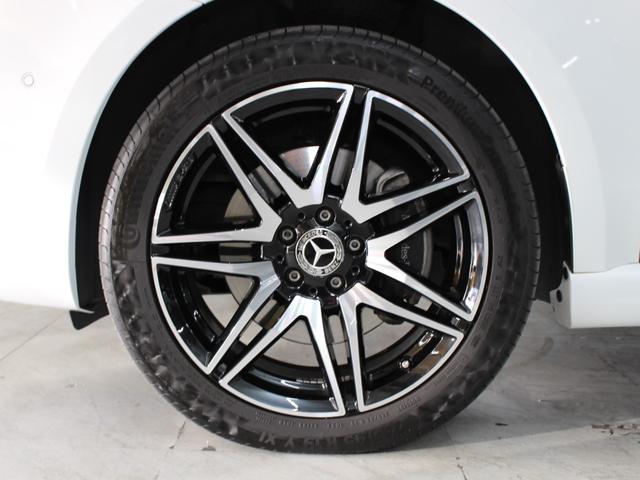 Ｖクラス Ｖ２２０ｄアバンギャルドロングＡＭＧラインパッケージ　黒革／ツインパノラマサンルーフ／ブルメスター／追従クルコン／デジタルインナーミラー／メモリーシート／シートヒーター／ＢＳＭ／ＬＫＡ／ルーフレール／ＬＥＤライト／電動Ｒゲート／アンビエントライト（67枚目）