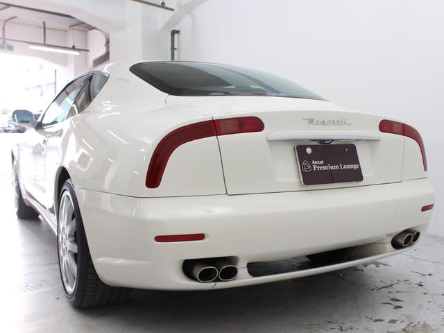 ３２００ＧＴ ベースグレード　左ハンドル／茶革／社外オーディオ＆スピーカー／ＨＩＤヘッドライト／電子スロットルボディ化／ブレーキ周り交換＆オーバーホール／ＡＢＳポンプ交換／エアコンドライヤー＆コンデンサー交換／アルカンターラルーフ（9枚目）