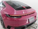 911カレラT 右H/7MT/スポーツデザインPKG/カーボンルーフ/カーボンフルバケシート/Rアクスルステア/PDLSプラス/Race-Tex-GTスポーツステア&ルーフライニング/ロゴエンボスコンソール/デカール(50枚目)