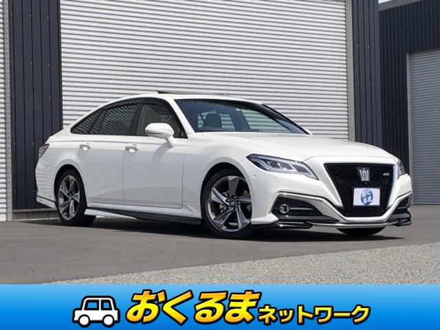 トヨタ クラウン ＲＳ　アドバンス　ＴＲＤフルエアロ　電動サンルーフ　多－数オプション装備車／パノラミックビューモニター／デジタルインナーミラー／クリアランスソナー／ＲＣＴＲ／ＰＫＳＢ／３眼ＬＥＤ／１８インチＡＷ／８速シーケンシャルシフトマチック（パドルシフト）