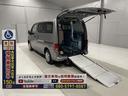 ＮＶ２００バネットバン 　福祉車両・手動スロープ・２台積・６人乗・走行７７千Ｋ・サイドオートステップ・電動ウィンチセカンド・無線ウィンチリモコン・車イス後退防止装置サード・ラッシングベルト・電動車イス固定装置サード・左右ＳＤ（1枚目）