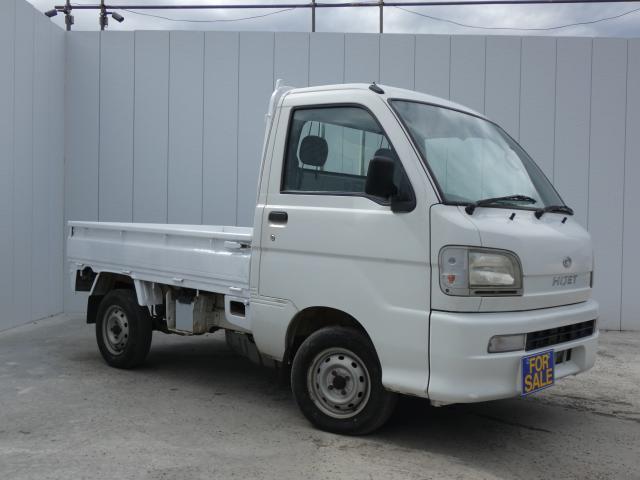 スペシャル　３方開　純正ラジオオーディオ　実走行車４０，０００ｋｍ台　積載量３５０ｋｇ　フロアマット　荷台塗装済　色替有　ハロゲンヘッドライト　車検整備付　０９保証　自社保証　カープレミア保証