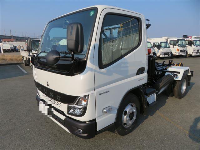　２ｔ脱着装置付コンテナ車　新明和社製