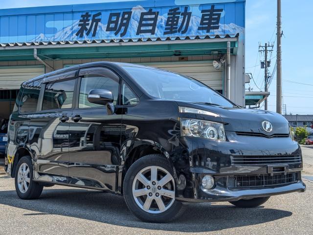 ヴォクシー(トヨタ) ＺＳ　４ＷＤ左パワースライドドアナビバックモニター 中古車画像