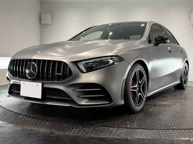 Ａクラス(AMG) Ａ３５　４マチック　ＡＭＧパフォーマンスＰＫＧ／アドバンストＰＫＧ／ナビゲーションＰＫＧ／パノラミックスライディングルーフ／マッドプロテクションフィルム／ヘッドアップディスプレイ／純正ナビＴＶ／３６０°カメラ／ＥＴＣ 中古車画像