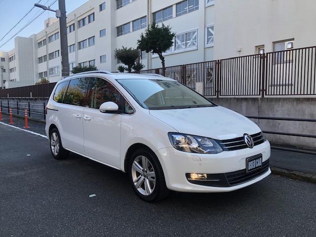 シャラン(フォルクスワーゲン) ＴＳＩ　ハイライン　ナビ　ＴＶ　Ｒカメラ　ハーフレザー　シートヒーター　両側パワスライドドア　オートテールゲート　ルーフレール　１７インチアルミ　７人乗り　パドルシフト 中古車画像
