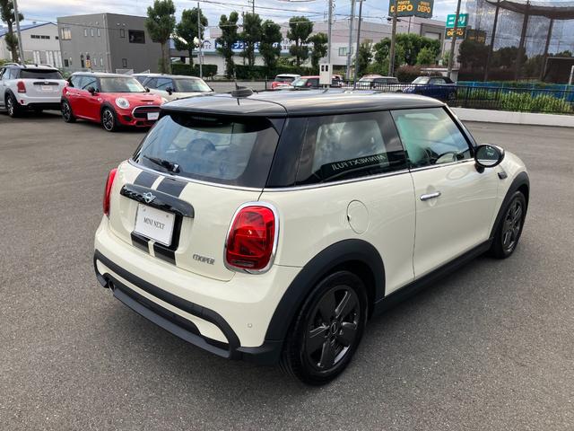 ＭＩＮＩ クーパー　クラシック・トリム　ＭＩＮＩ認定中古車　クラッシックトリム　ＬＥＤヘッドライト　ＥＴＣ　ＡＣＣ（5枚目）