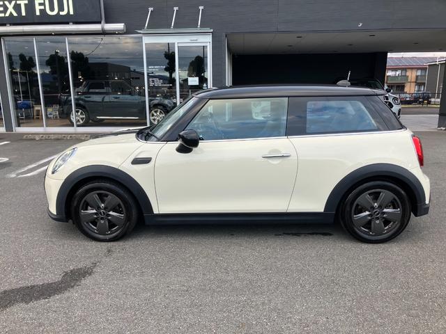 ＭＩＮＩ クーパー　クラシック・トリム　ＭＩＮＩ認定中古車　クラッシックトリム　ＬＥＤヘッドライト　ＥＴＣ　ＡＣＣ（8枚目）