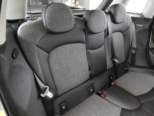 ＭＩＮＩ クーパー　クラシック・トリム　正規認定中古車　保証整備付　バックカメラ　衝突被害軽減ブレーキ　アイドリングストップ　障害物センサー　車線逸脱防止支援システム　クルーズコントロール　ＬＥＤヘッドライト（29枚目）