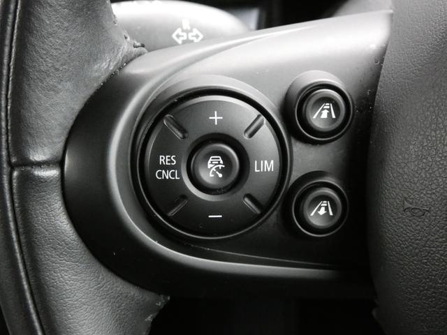 ＭＩＮＩ クーパーＤ　クラブマン　正規認定中古車　保証整備付　ナビ　ＥＴＣ　バックカメラ　衝突被害軽減ブレーキ　アイドリングストップ　障害物センサー　クルーズコントロール　ＬＥＤヘッドライト　純正１７インチホイール（6枚目）