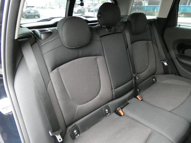 ＭＩＮＩ クーパーＤ　クラブマン　正規認定中古車　保証整備付　ナビ　ＥＴＣ　バックカメラ　衝突被害軽減ブレーキ　アイドリングストップ　障害物センサー　クルーズコントロール　ＬＥＤヘッドライト　純正１７インチホイール（29枚目）