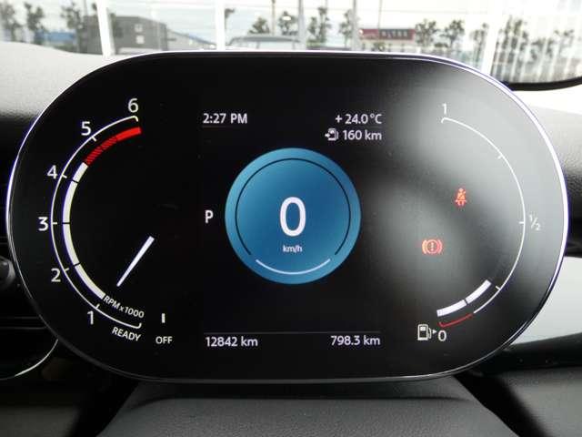 ＭＩＮＩ クーパーＤプレミアムプラスパッケージクラシックトリム　正規認定中古車　保証整備付　ＥＴＣ　ドラレコ　バックカメラ　衝突被害軽減ブレーキ　アイドリングストップ　障害物センサー　車線逸脱防止支援システム　クルーズコントロール　ＬＥＤヘッドライト（9枚目）
