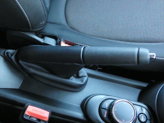 MINI クーパーD 正規認定中古車 保証整備付 ナビ ETC ドラレコ バックカメラ 衝突軽減ブレーキ アイドリングストップ 障害物ソナー LEDライト 純正ホイール(22枚目)