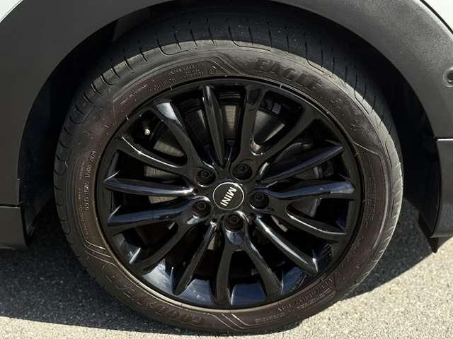 ＭＩＮＩ クーパーＳＤ　クラブマン　正規認定中古車　保証整備付　ナビ　ＥＴＣ　ドラレコ　バックカメラ　　衝突軽減ブレーキ　アイドリングストップ　障害物ソナー　　アクティブクルコン　ＬＥＤライト　純正ホイール（4枚目）
