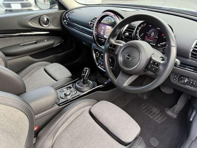 ＭＩＮＩ クーパーＳＤ　クラブマン　クラシック・トリム　正規認定中古車　ａｐｐｌｅｃａｒｐｌａｙ　ＥＴＣ　バックカメラ　　衝突軽減ブレーキ　アイドリングストップ　障害物ソナー　　　ＬＥＤライト　純正ホイール（2枚目）