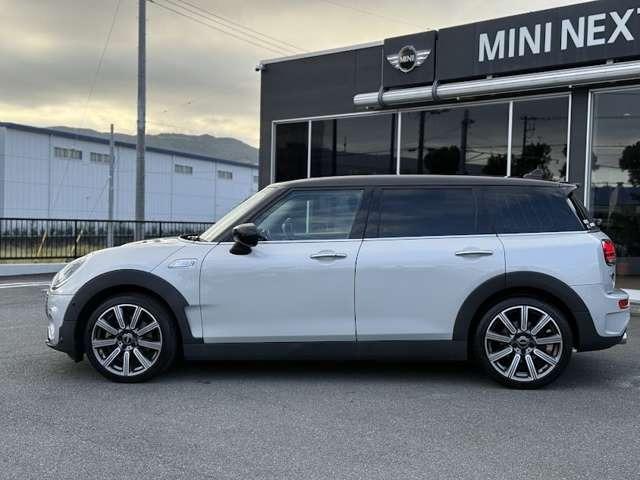 ＭＩＮＩ クーパーＳＤ　クラブマン　クラシック・トリム　正規認定中古車　ａｐｐｌｅｃａｒｐｌａｙ　ＥＴＣ　バックカメラ　　衝突軽減ブレーキ　アイドリングストップ　障害物ソナー　　　ＬＥＤライト　純正ホイール（13枚目）