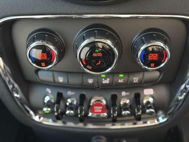 ＭＩＮＩ クーパーＳＤ　クラブマン　クラシック・トリム　正規認定中古車　ａｐｐｌｅｃａｒｐｌａｙ　ＥＴＣ　バックカメラ　　衝突軽減ブレーキ　アイドリングストップ　障害物ソナー　　　ＬＥＤライト　純正ホイール（25枚目）