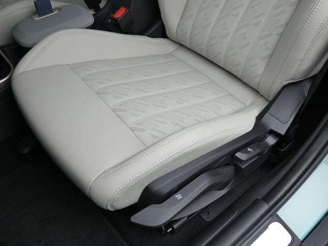 MINI クーパーC フェイバード・トリム 正規認定中古車 保証整備付 弊社試乗車 ナビ ETC バックカメラ 衝突軽減ブレーキ アイドリングストップ 障害物ソナー レーンキープ アクティブクルコン LEDライト 純正ホイール(29枚目)
