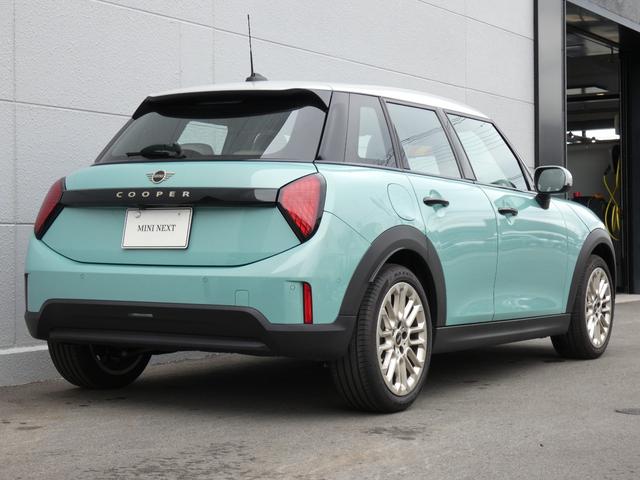 MINI クーパーC フェイバード・トリム 正規認定中古車 保証整備付 弊社試乗車 ナビ ETC バックカメラ 衝突軽減ブレーキ アイドリングストップ 障害物ソナー レーンキープ アクティブクルコン LEDライト 純正ホイール(41枚目)
