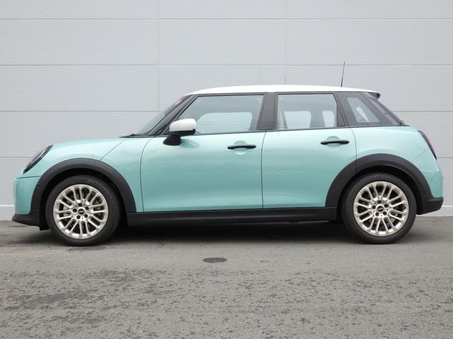 MINI クーパーC フェイバード・トリム 正規認定中古車 保証整備付 弊社試乗車 ナビ ETC バックカメラ 衝突軽減ブレーキ アイドリングストップ 障害物ソナー レーンキープ アクティブクルコン LEDライト 純正ホイール(44枚目)