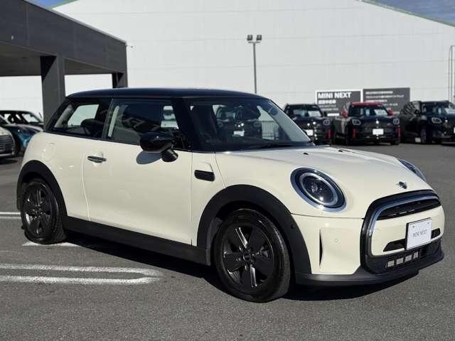 ＭＩＮＩ クーパー　クラシック・トリム　ミニクーパー３ドア・認定中古車・アップルカープレイ・シートヒーター・ＥＴＣ・１６インチ純正ホイール・クルーズコントロール（6枚目）