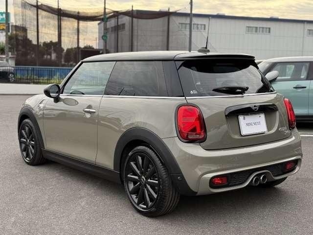 MINI クーパーSD 正規認定中古車 限定車 ナビ ETC ドラレコ バックカメラ  衝突軽減ブレーキ アイドリングストップ 障害物ソナー  アクティブクルコン LEDライト 純正ホイール(12枚目)