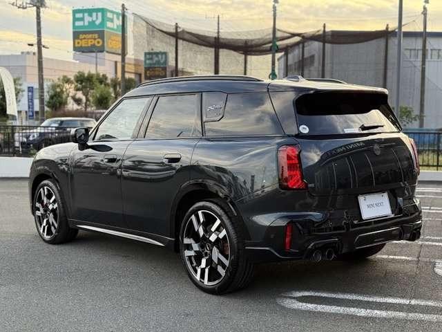 MINI ジョンクーパーワークス カントリーマンオール4JCW サンルーフ正規認定中古車 ナビ ETC ドラレコ バックカメラ  衝突軽減ブレーキ アイドリングストップ 障害物ソナー  アクティブクルコン LEDライト 純正ホイール(8枚目)