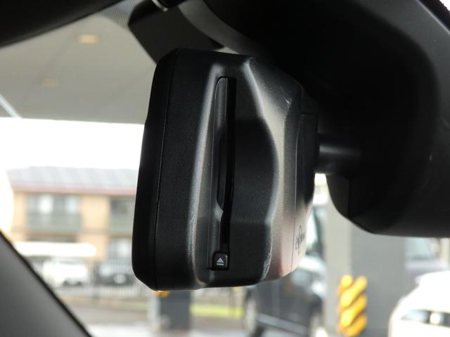 ＭＩＮＩ ジョンクーパーワークス　正規認定中古車　保証整備付　ナビ　ＥＴＣ　バックカメラ　衝突軽減ブレーキ　アイドリングストップ　障害物ソナー　レーンキープ　クルコン　ＬＥＤライト　純正ホイール（15枚目）