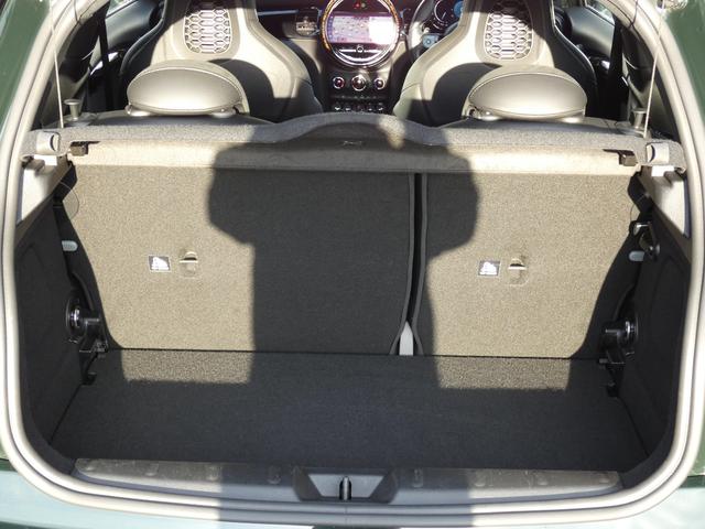 ＭＩＮＩ ジョンクーパーワークス　正規認定中古車　保証整備付　ナビ　ＥＴＣ　バックカメラ　衝突軽減ブレーキ　アイドリングストップ　障害物ソナー　レーンキープ　クルコン　ＬＥＤライト　純正ホイール（32枚目）