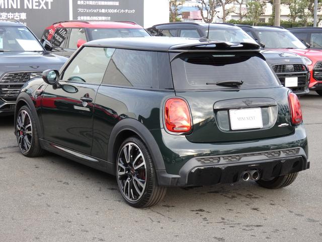 ＭＩＮＩ ジョンクーパーワークス　正規認定中古車　保証整備付　ナビ　ＥＴＣ　バックカメラ　衝突軽減ブレーキ　アイドリングストップ　障害物ソナー　レーンキープ　クルコン　ＬＥＤライト　純正ホイール（40枚目）