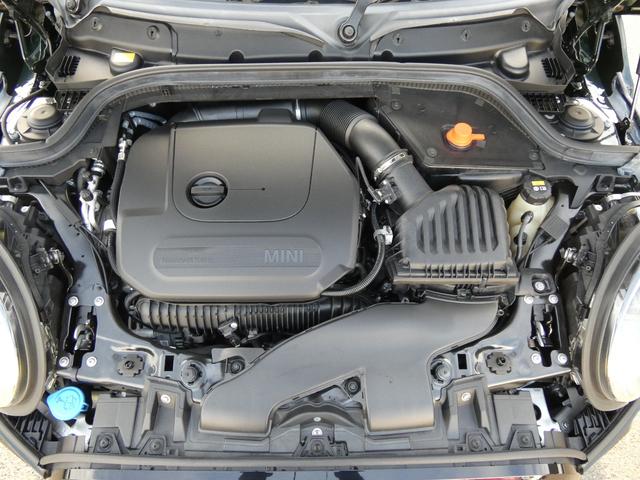 ＭＩＮＩ ジョンクーパーワークス　正規認定中古車　保証整備付　ナビ　ＥＴＣ　バックカメラ　衝突軽減ブレーキ　アイドリングストップ　障害物ソナー　レーンキープ　クルコン　ＬＥＤライト　純正ホイール（52枚目）