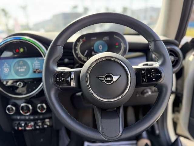 ＭＩＮＩ クーパー　認定中古車　保証整備付　　ＥＴＣ　バックカメラ　　衝突軽減ブレーキ　アイドリングストップ　　アクティブクルコン　　純正ホイール（18枚目）
